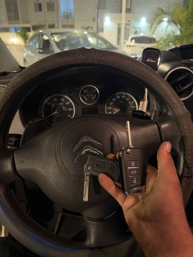 שכפול שלט מתקפל לסיטרואן